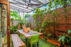 Kew Gate (D16), Terrace #459684751